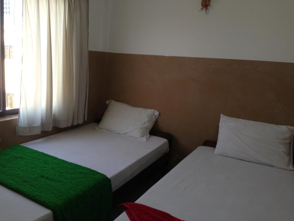 Grand View Guesthouse Phnom Penh Bilik gambar